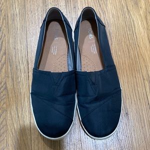 Tom’s black Women’s shoes